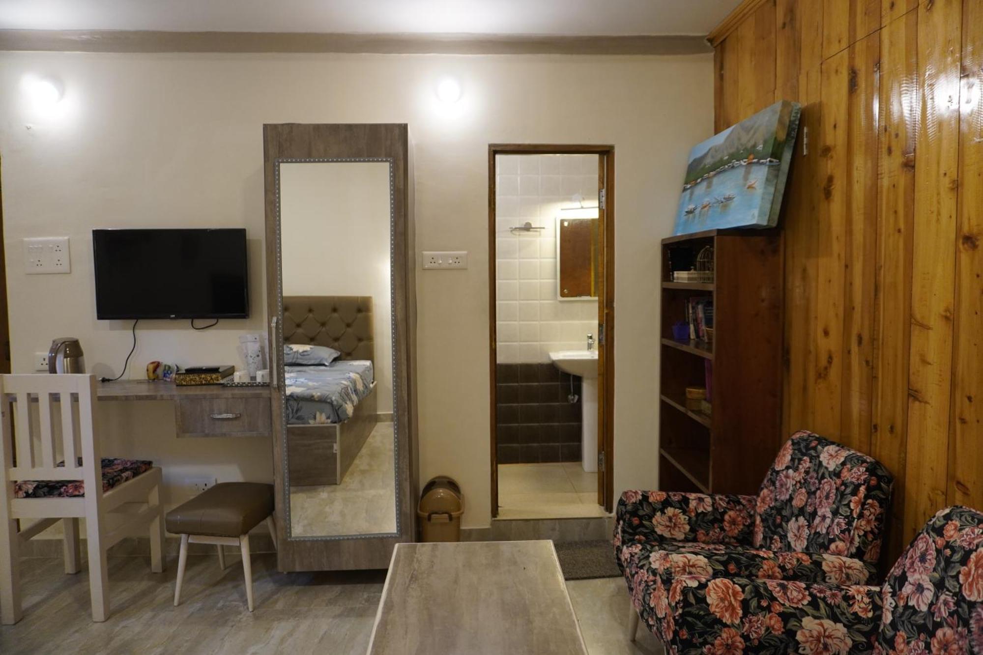 Farsal Villa Srīnagar Zewnętrze zdjęcie
